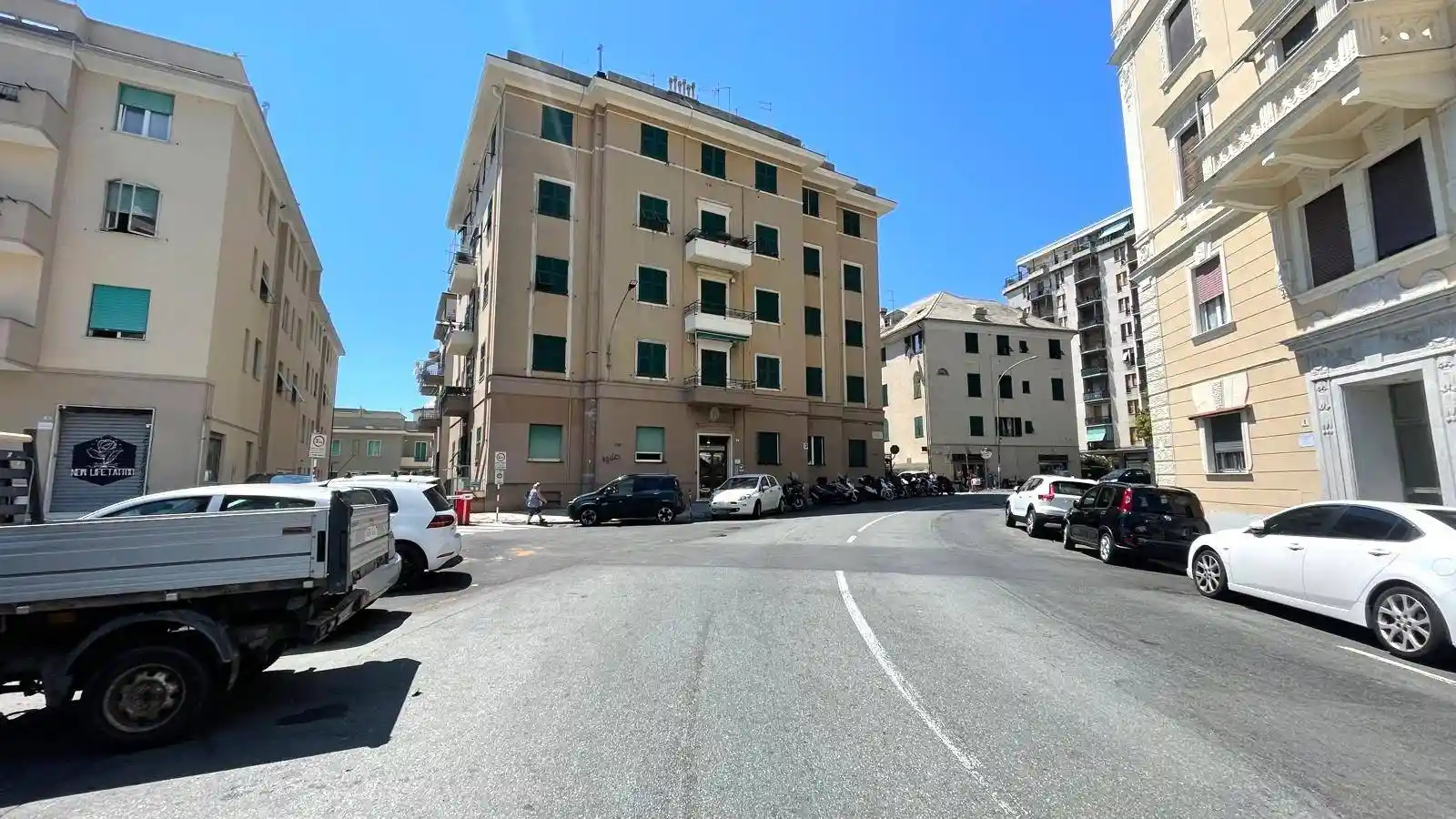 Appartamento in vendita a Genova