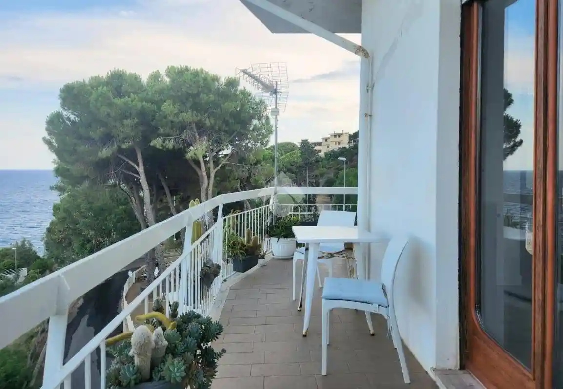 Appartamento in vendita a Stalettì