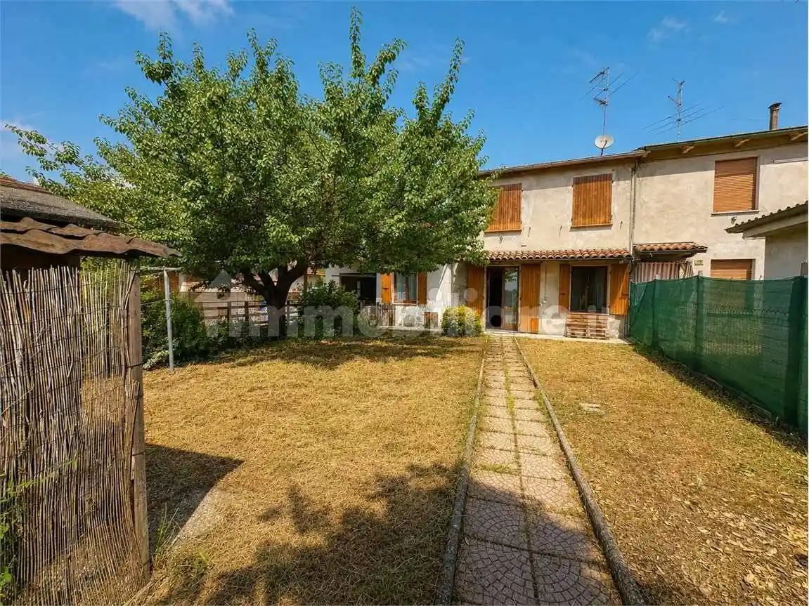 Villetta a schiera in vendita a Roccabianca
