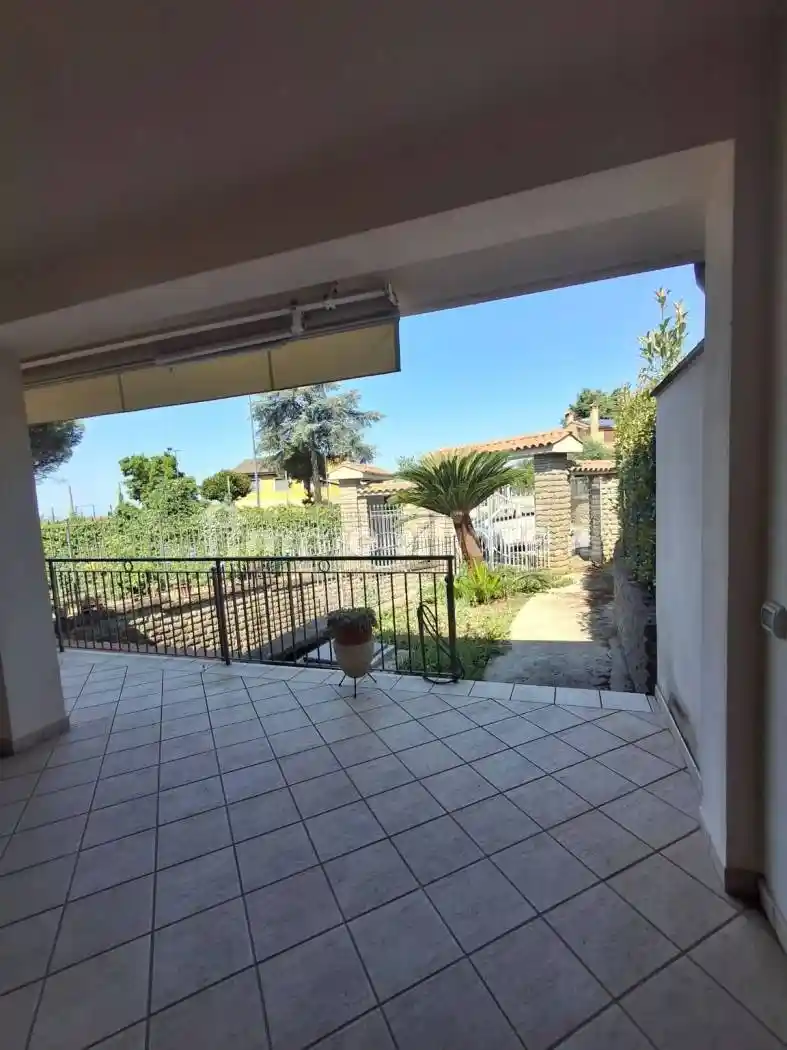 Appartamento in vendita a Genzano di Roma