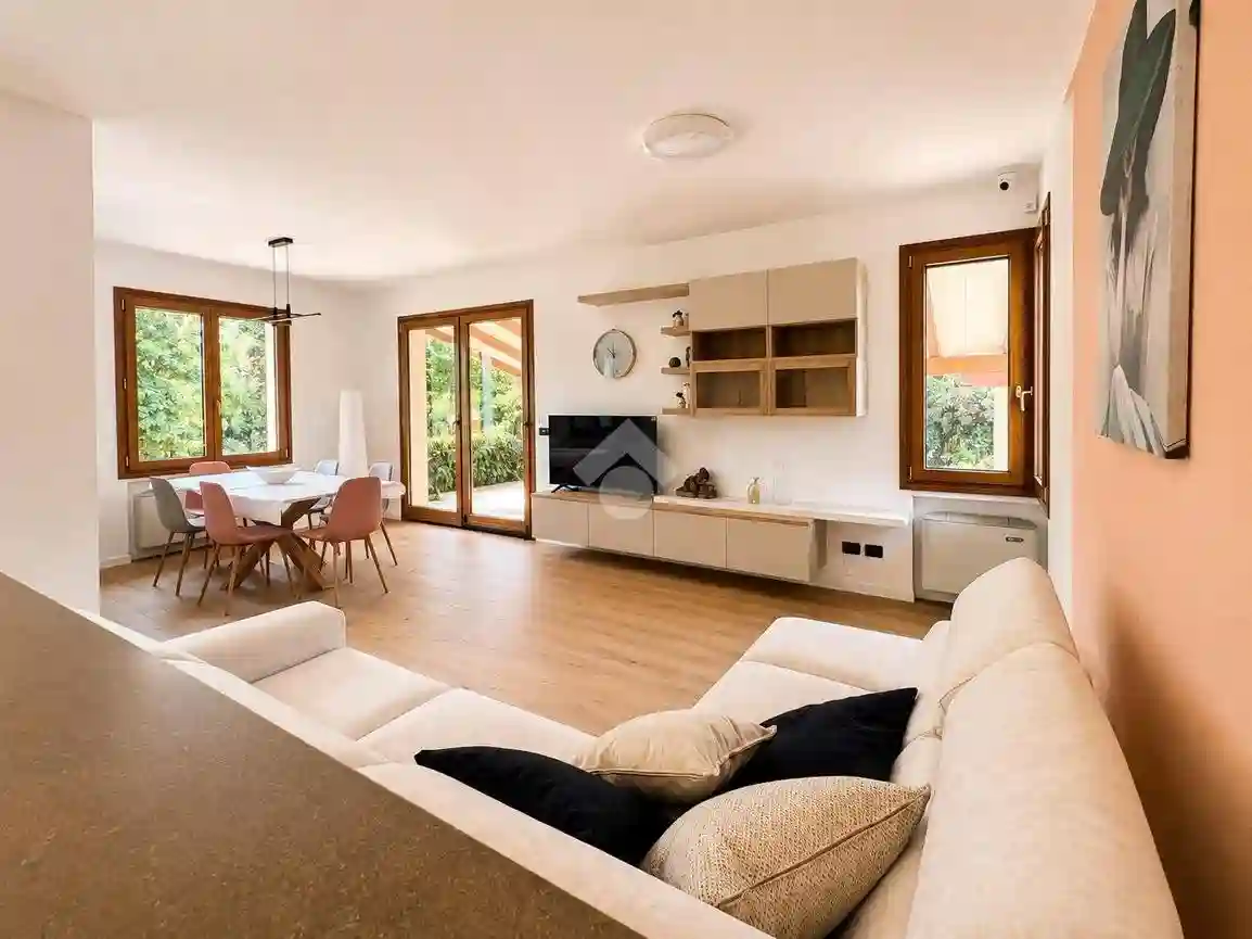 Villa - foto 5
