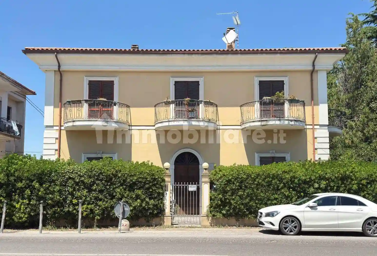 Villa - foto 2