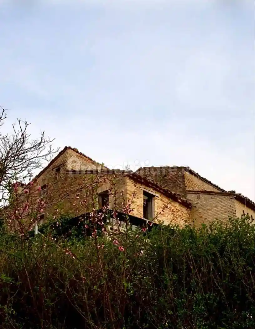 Rustico - Casale in vendita a Offida