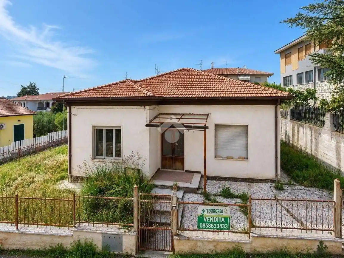 Casa indipendente in vendita a Mosciano Sant'Angelo