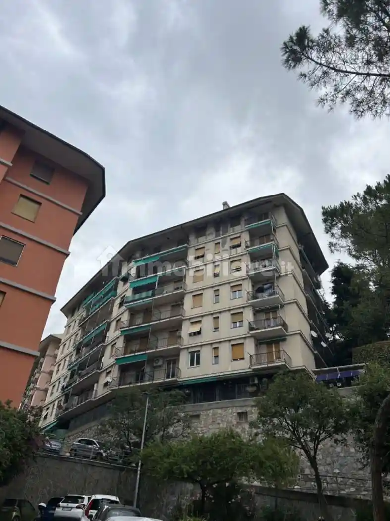 Appartamento in vendita a Genova