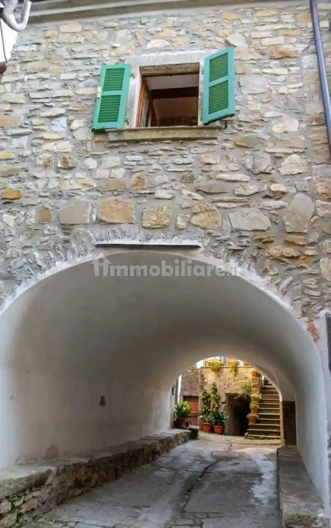 Appartamento in vendita a Filattiera
