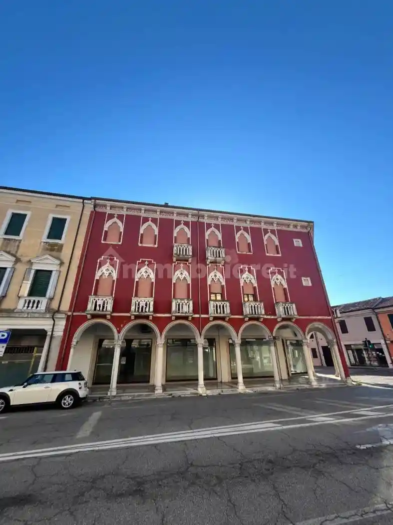 Appartamento in vendita a Adria