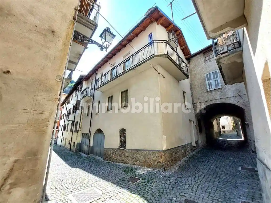 Casa indipendente in vendita a Ormea
