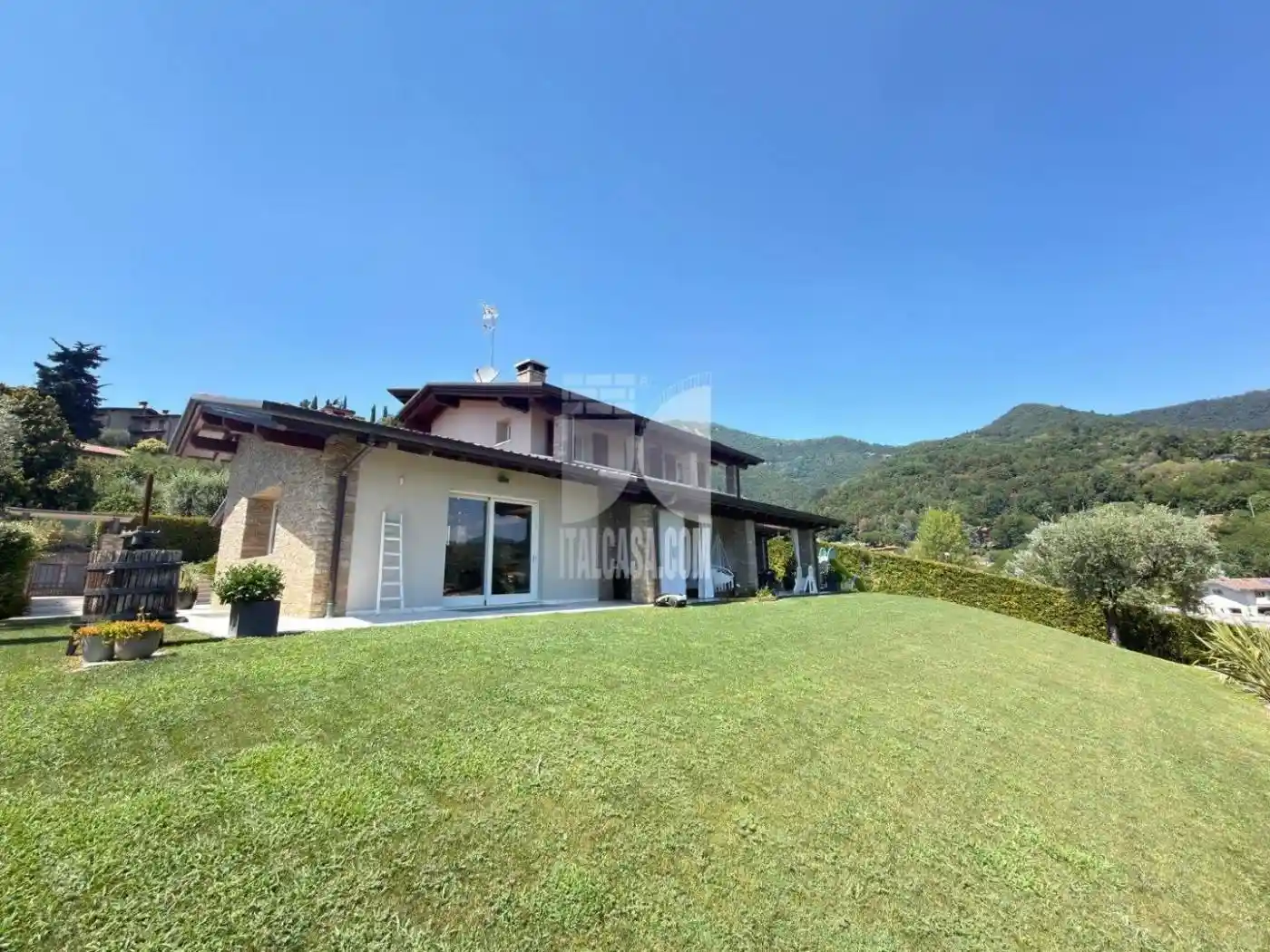Villa in vendita a Cenate Sopra