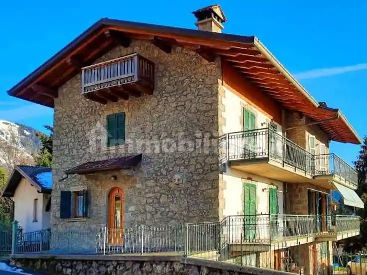Appartamento in affitto a Castione della Presolana