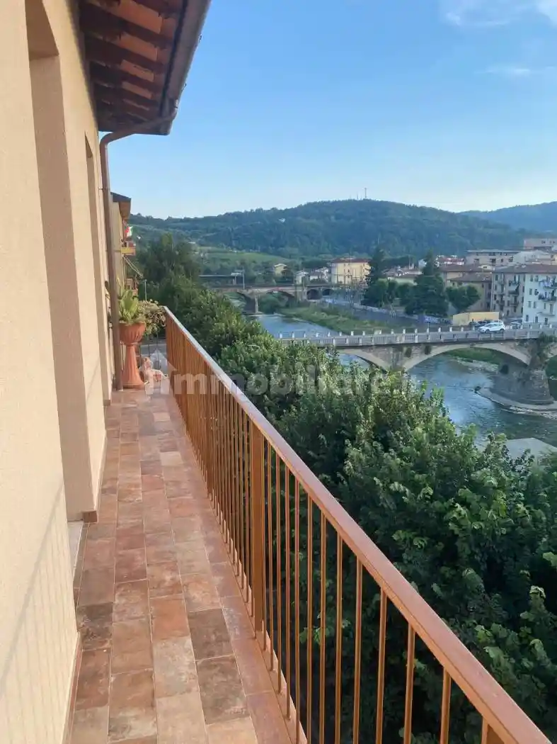 Appartamento in vendita a Pelago