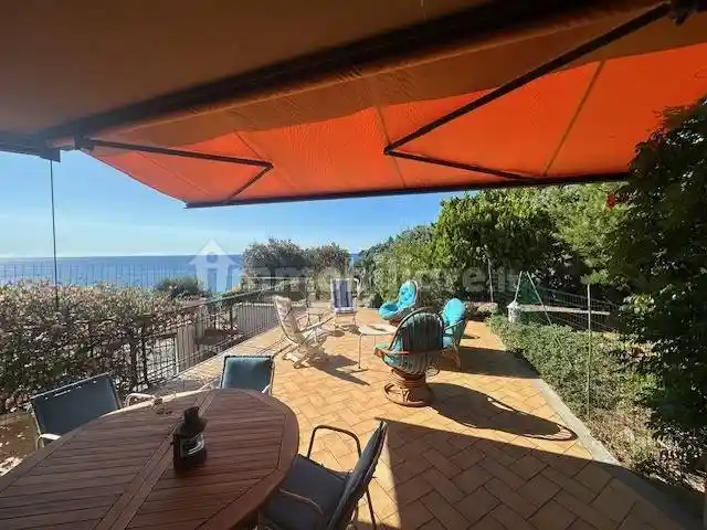 Villa in vendita a Andora