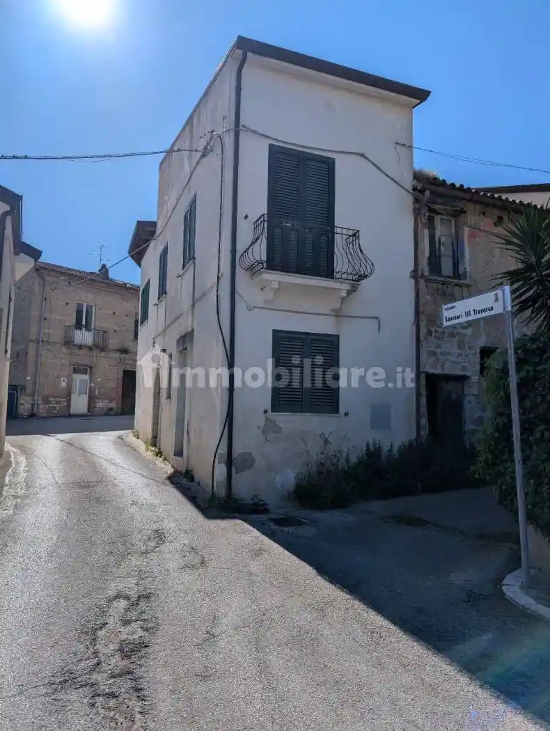 Casa indipendente in vendita a Apollosa