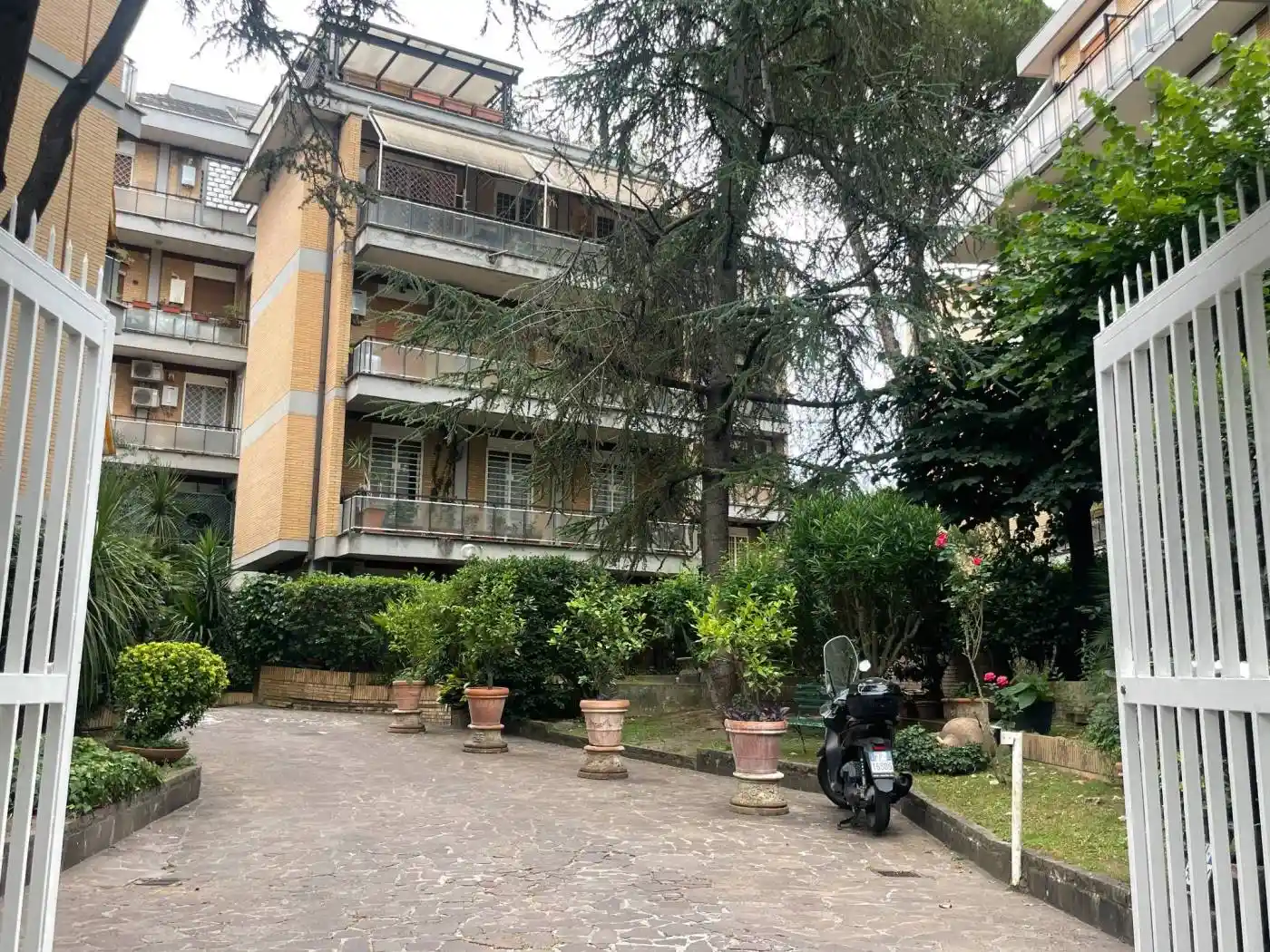 Appartamento in vendita a Roma