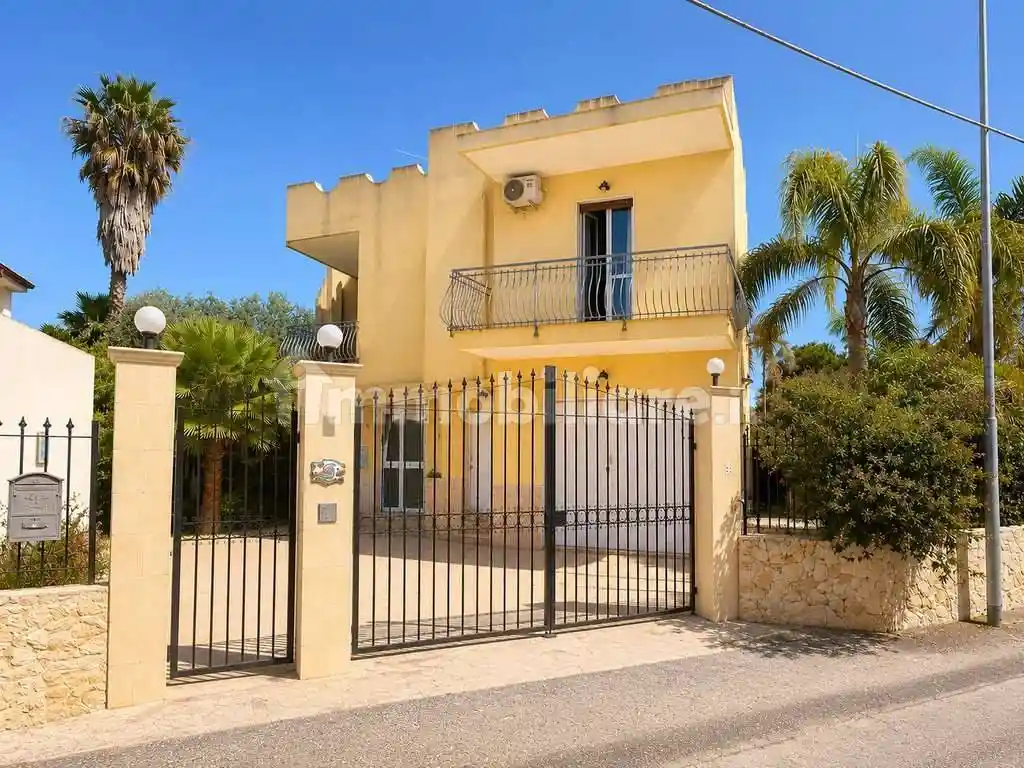 Villa in vendita a Siracusa