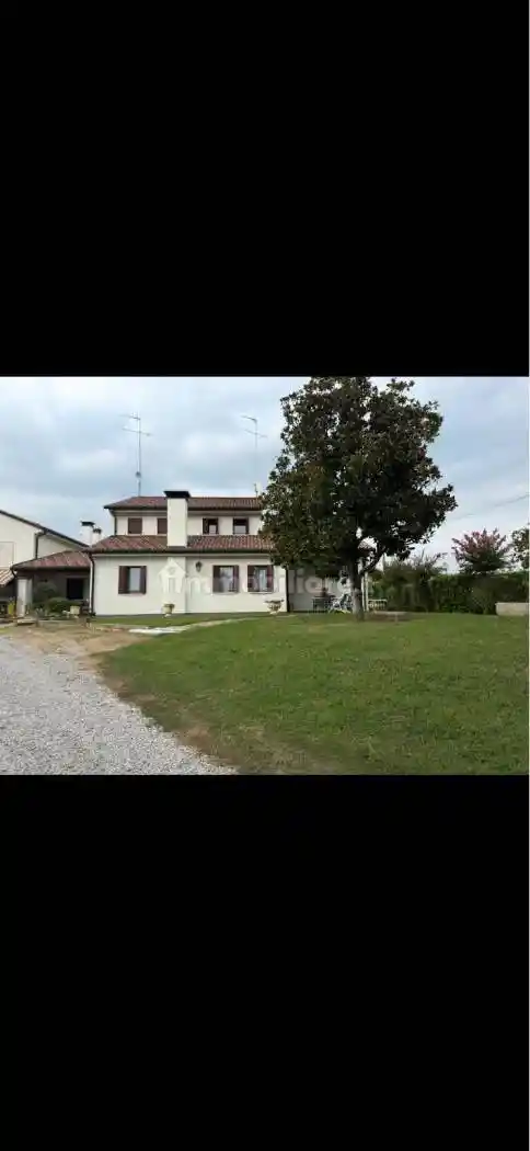 Villa in affitto a Conegliano