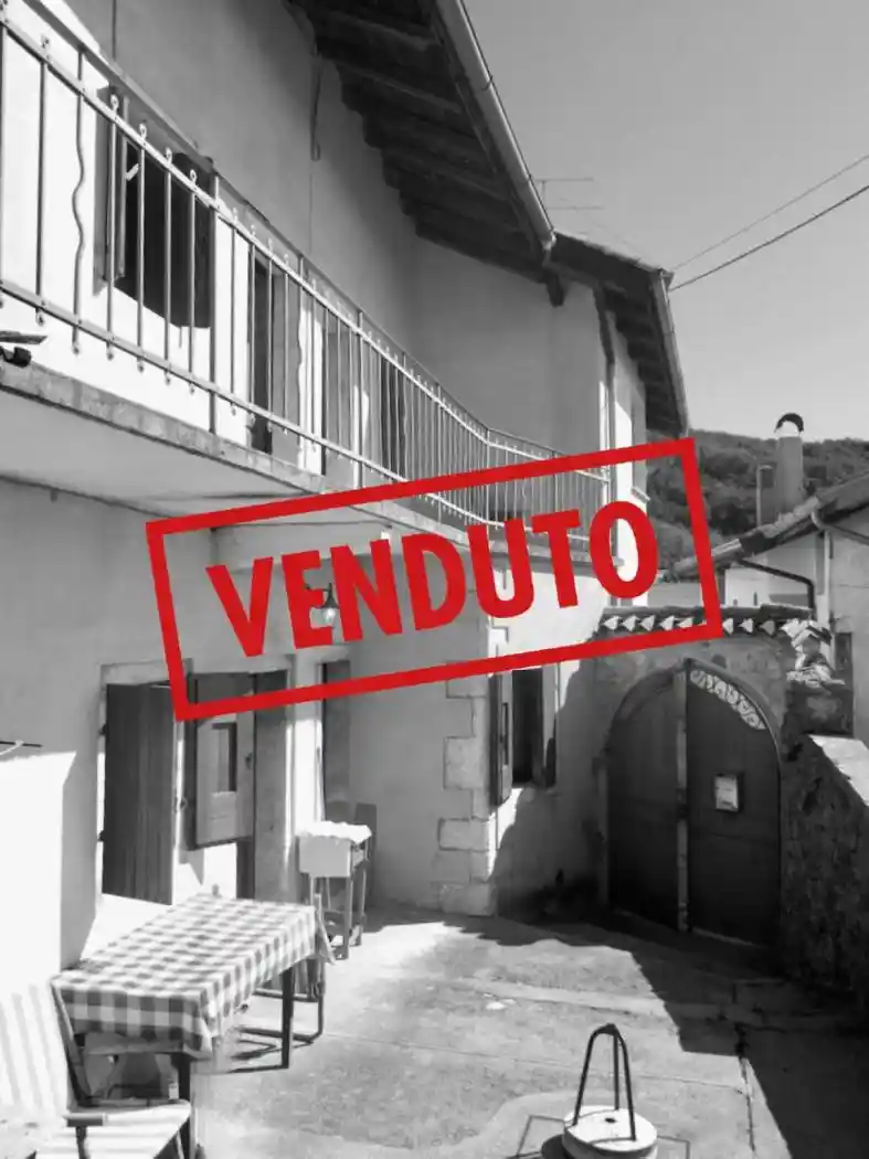 Villa in vendita a Clauzetto