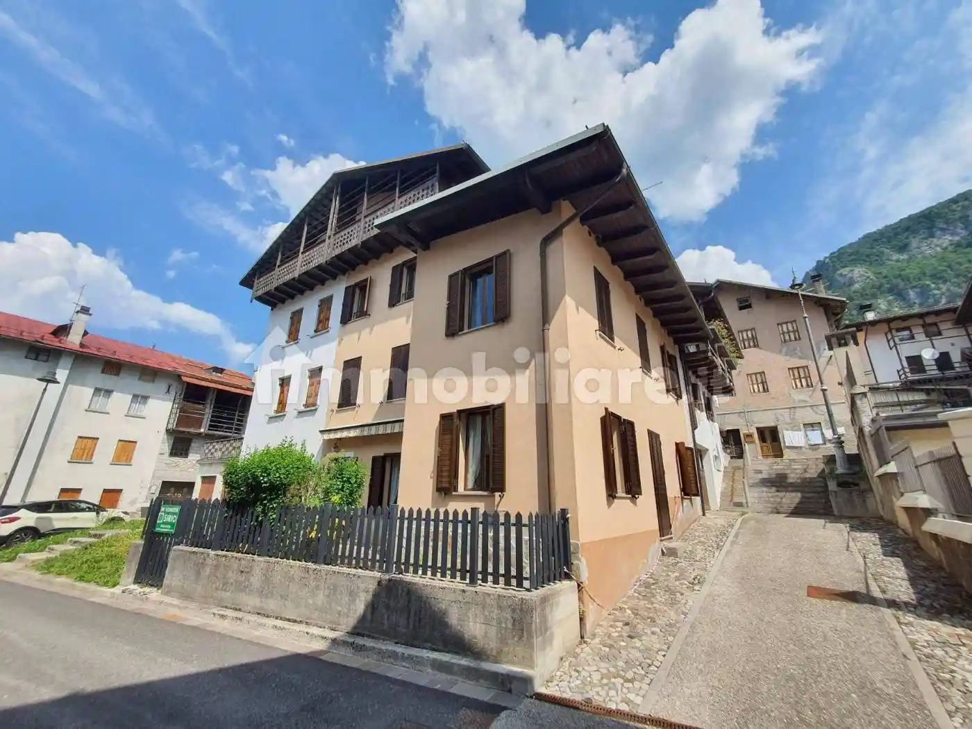 Villa in vendita a Forni di Sotto
