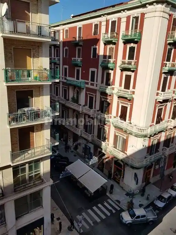 Appartamento in affitto a Taranto