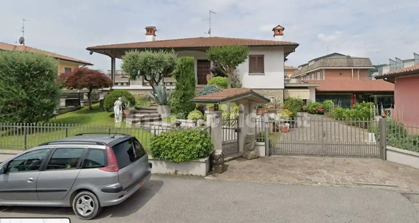Villa in vendita a Rovato