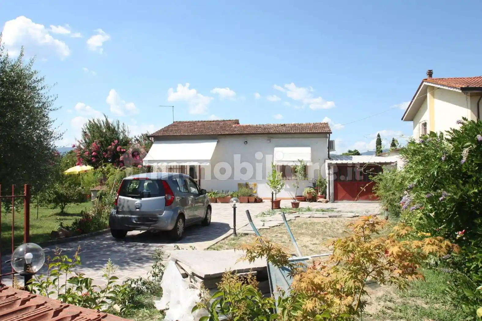 Villa in vendita a Chiesina Uzzanese