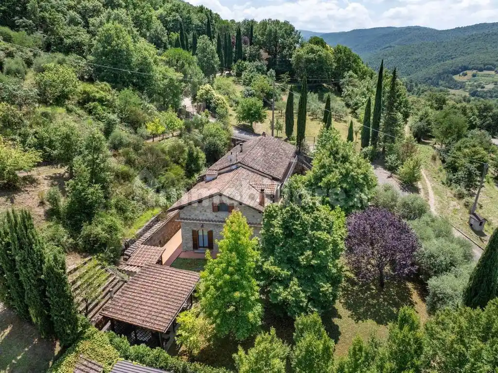 Rustico - Casale in vendita a Subbiano