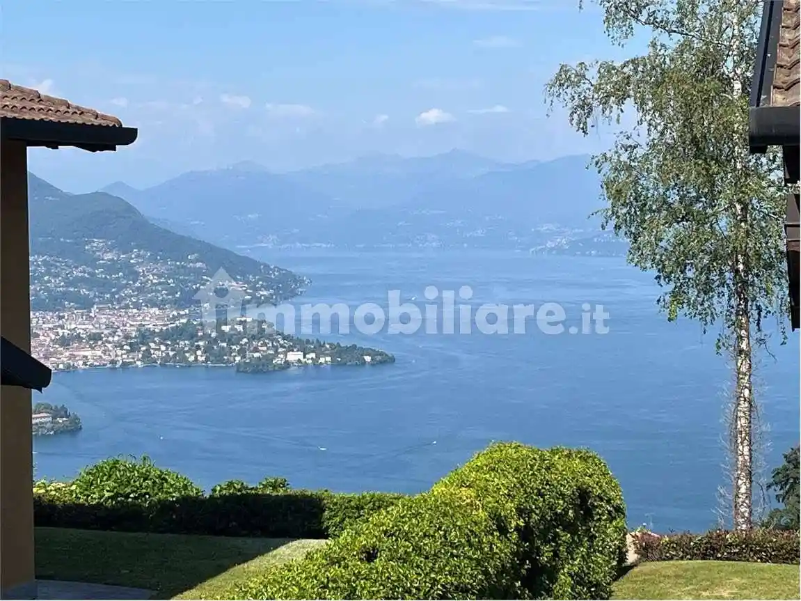 Villetta a schiera in vendita a Stresa