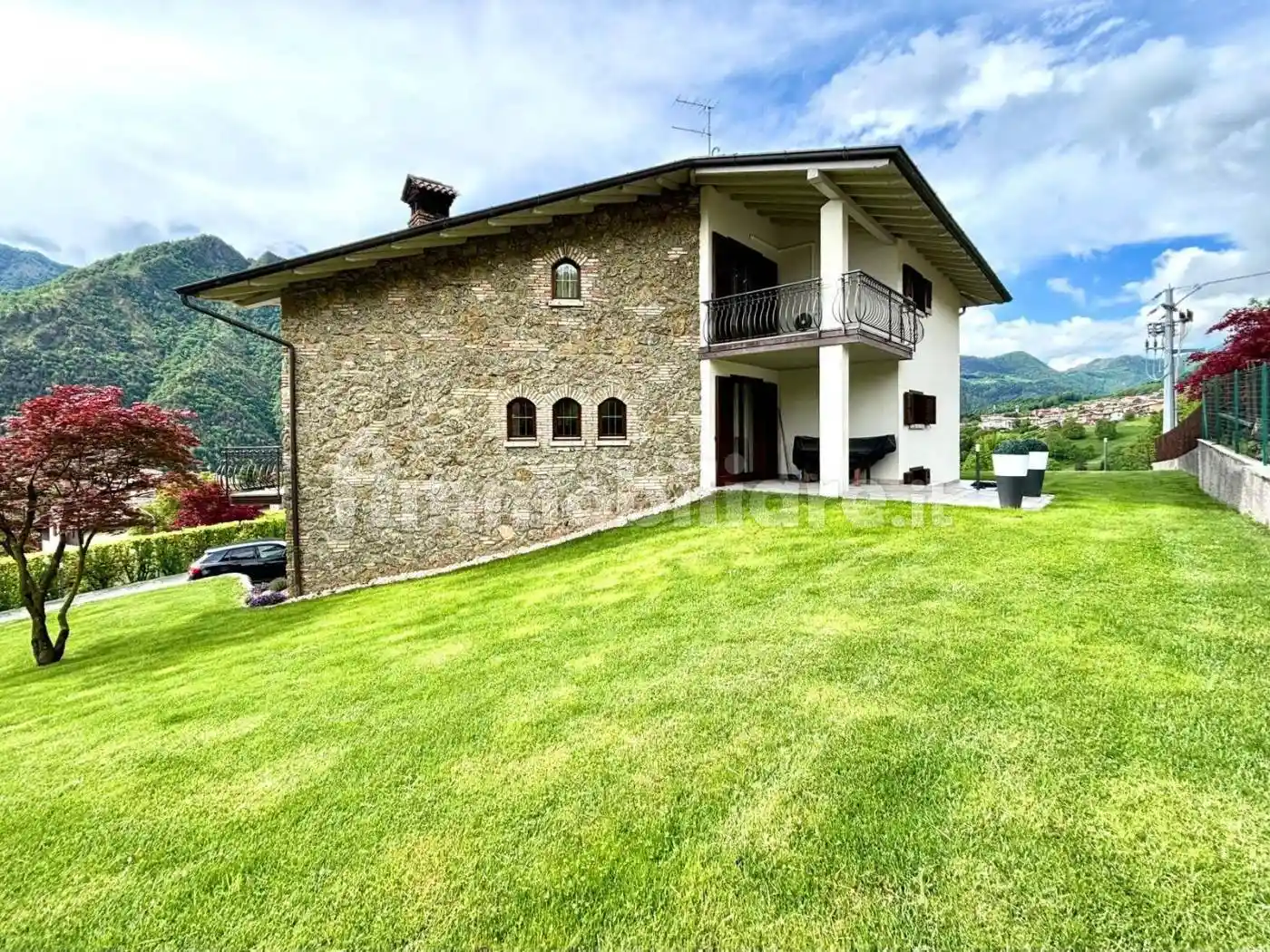 Villa in vendita a Parre