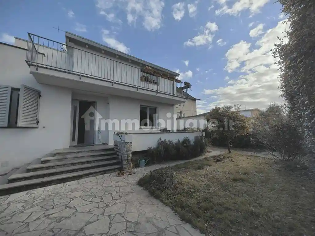 Villa in vendita a Pietrasanta