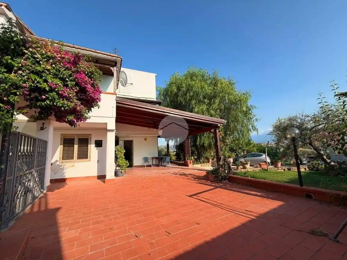 Casa indipendente in vendita a Pianella