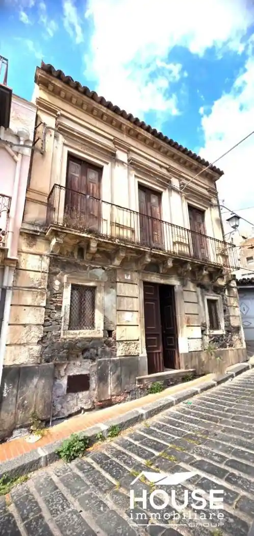 Casa indipendente in vendita a Paternò