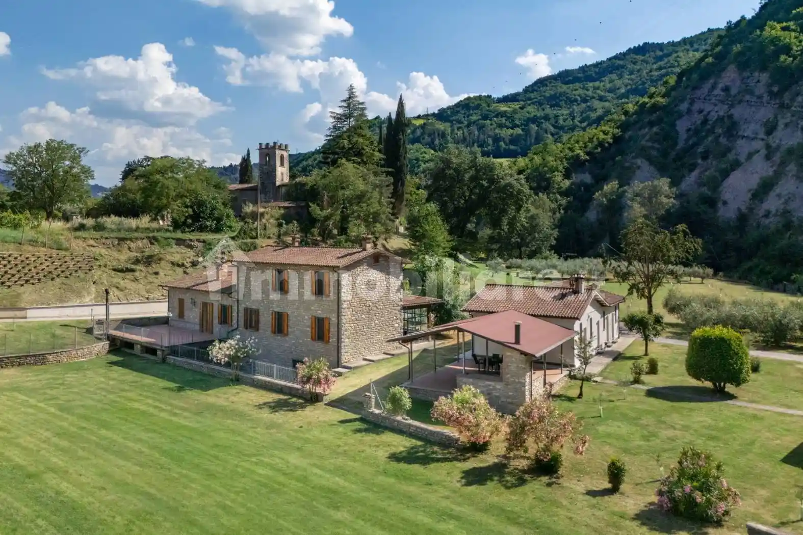 Villa in vendita a Brisighella