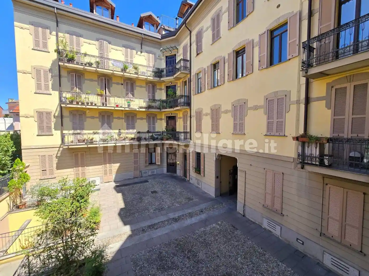 Appartamento in affitto a Monza