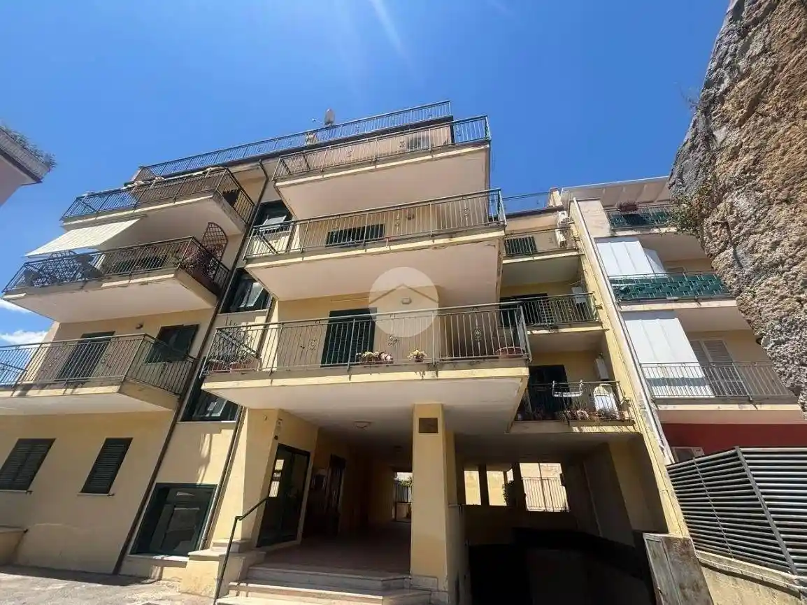 Appartamento in vendita a Caserta