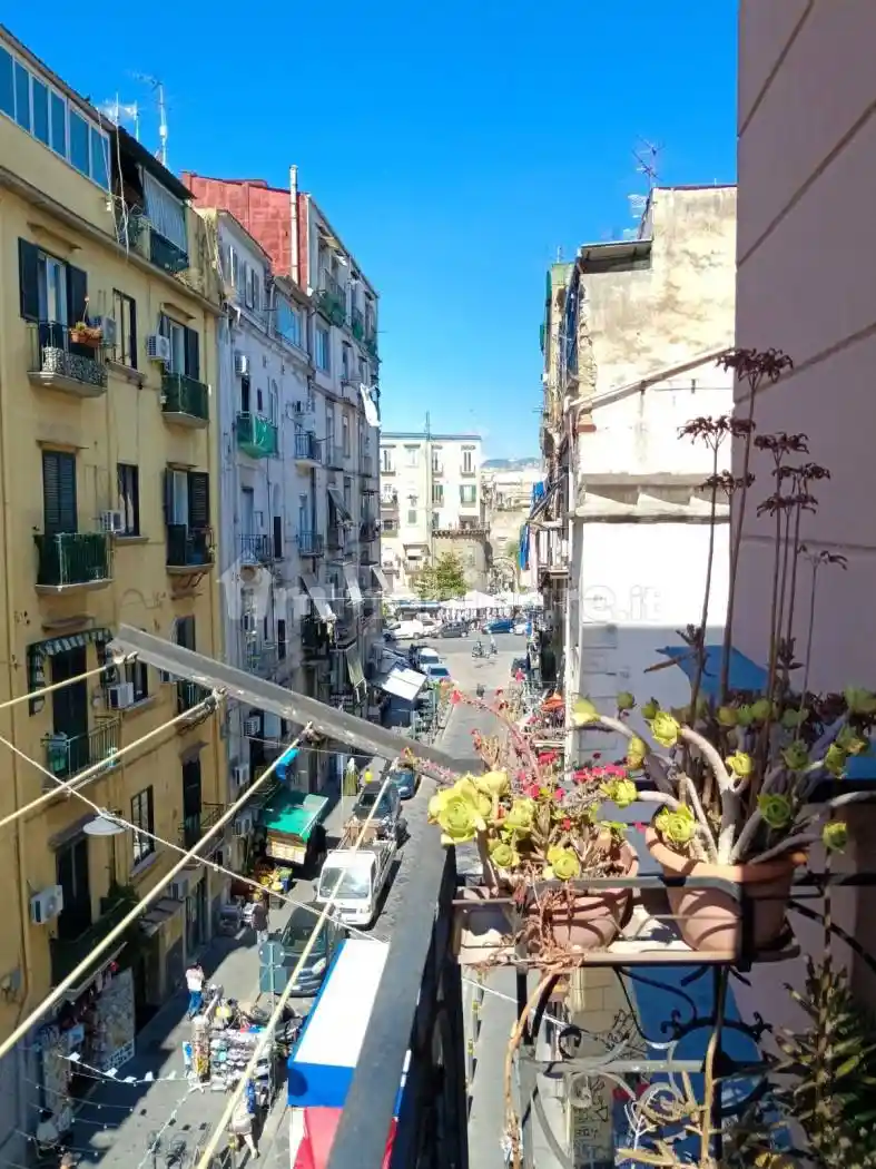 Appartamento in vendita a Napoli