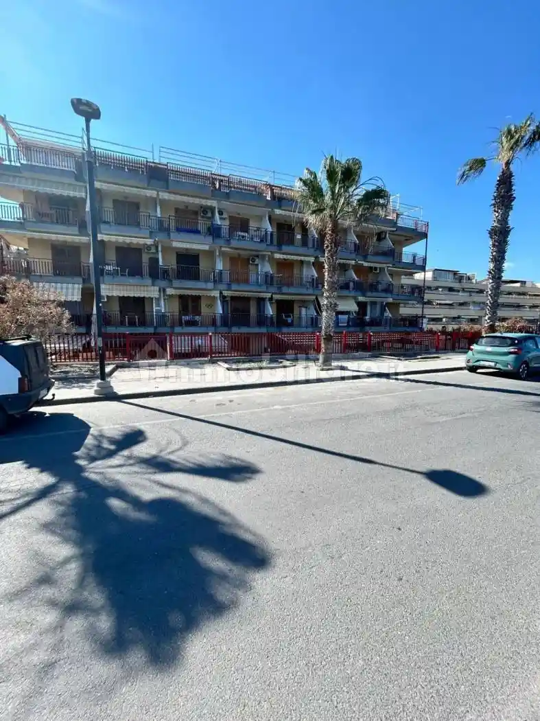 Appartamento in vendita a Sant'Alessio Siculo