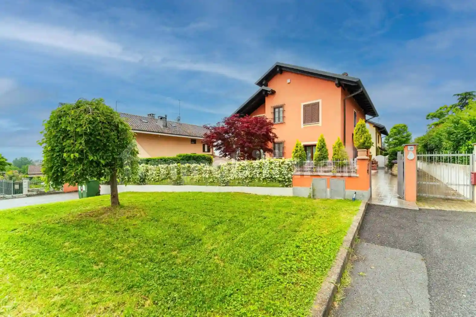 Villa - foto 2