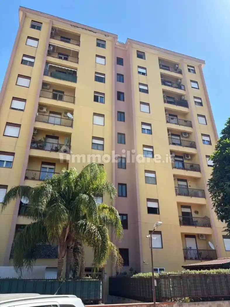 Appartamento in vendita a Palermo