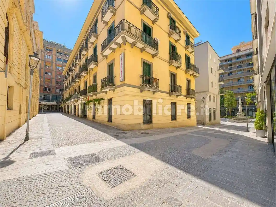 Appartamento in vendita a Salerno