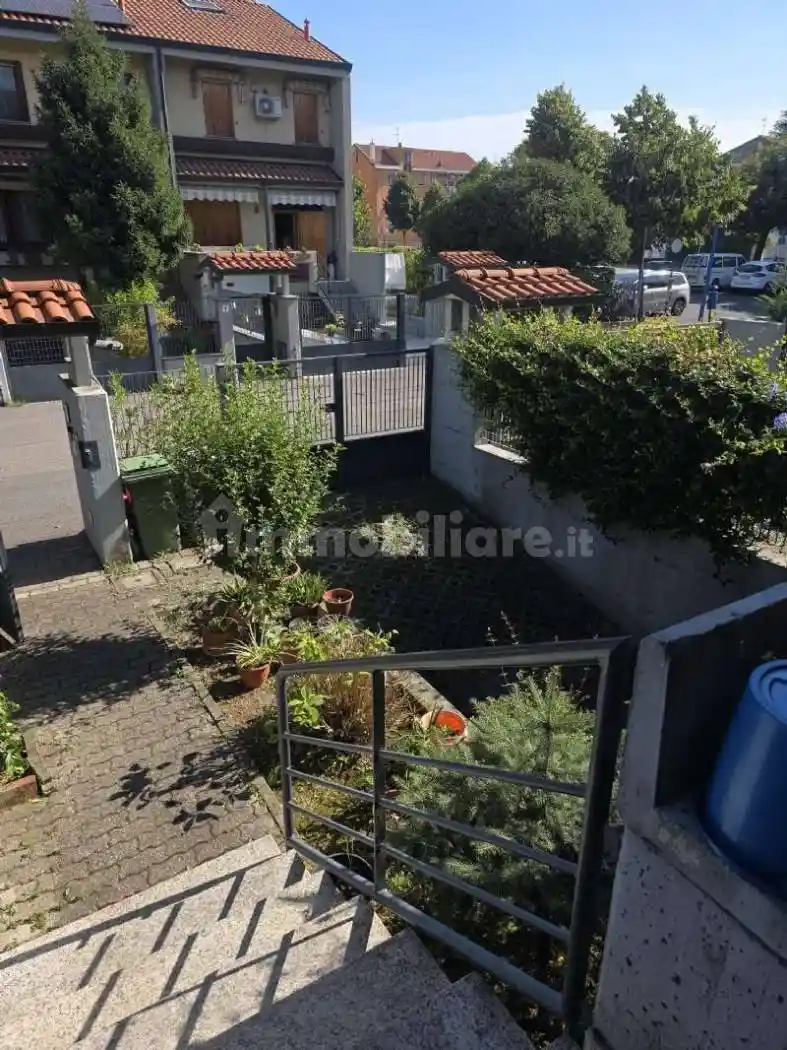Villetta a schiera in vendita a Segrate