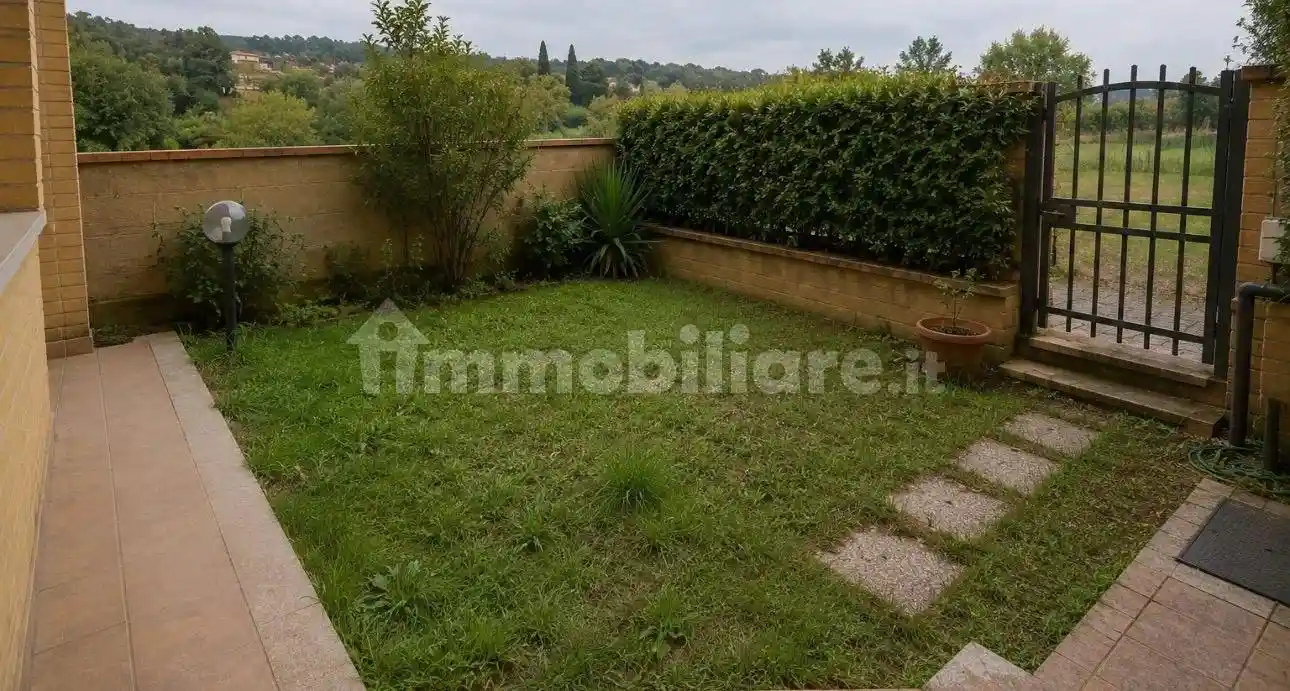 Villetta a schiera in vendita a Guidonia Montecelio