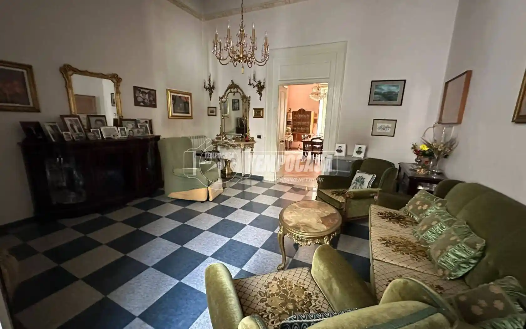 Appartamento in vendita a Acerra