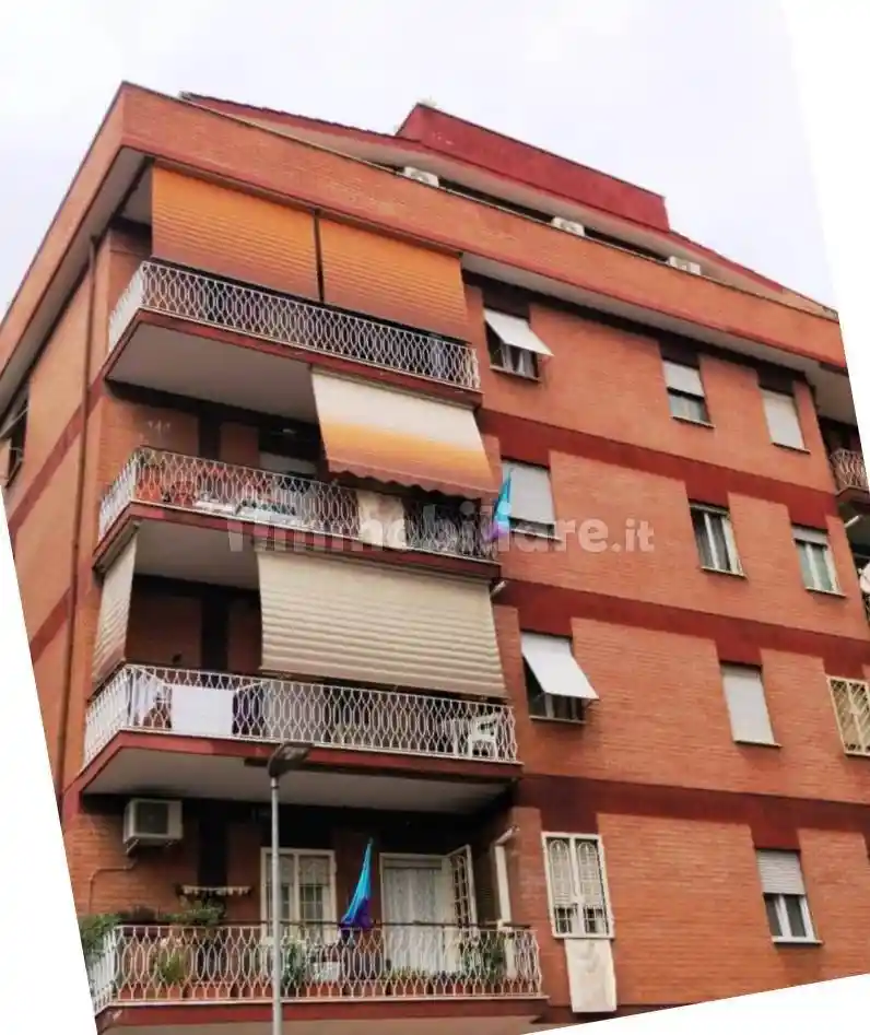 Appartamento in vendita a Guidonia Montecelio