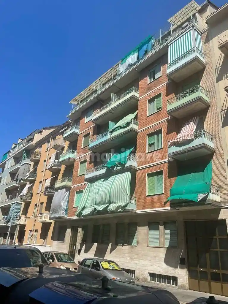 Appartamento in vendita a Torino
