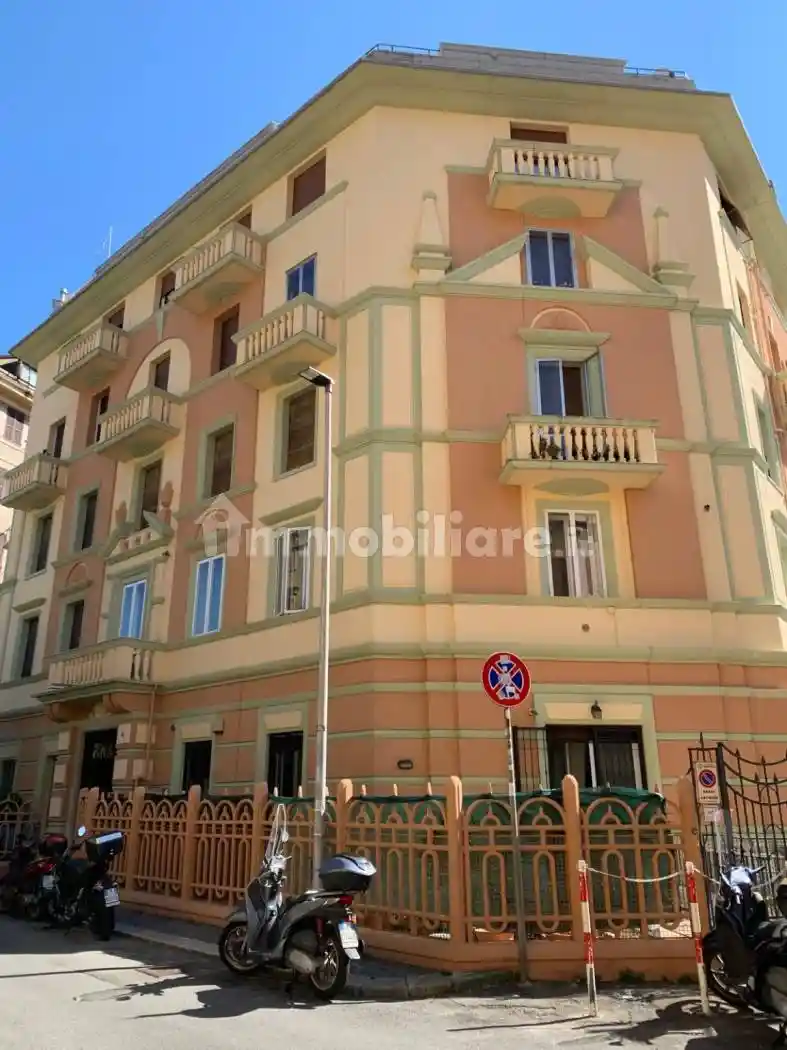 Appartamento in vendita a Genova
