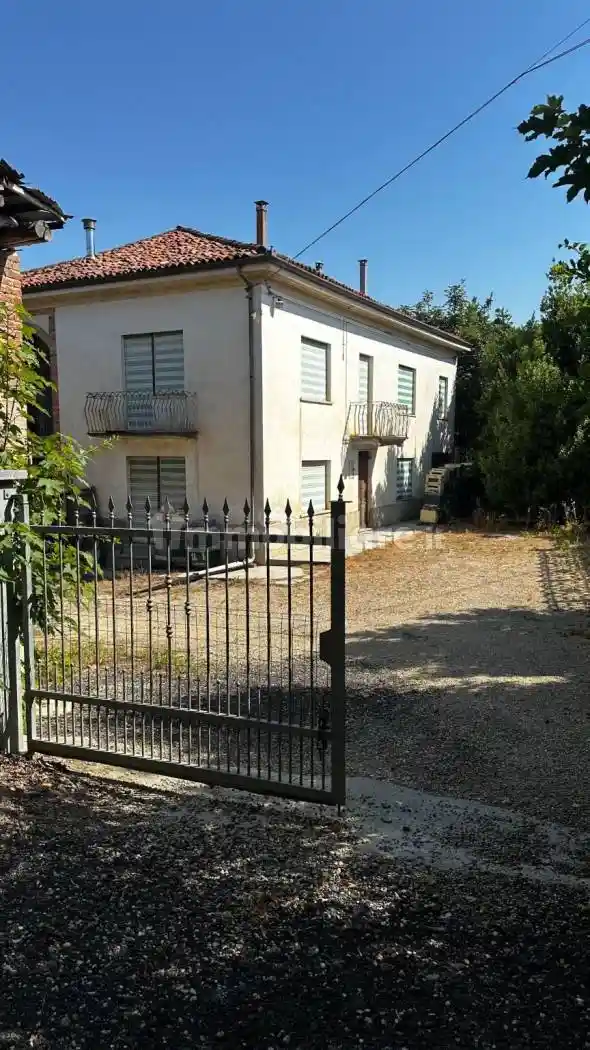 Rustico - Casale in vendita a San Damiano d'Asti