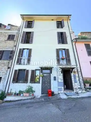 Appartamento in vendita a Vignanello