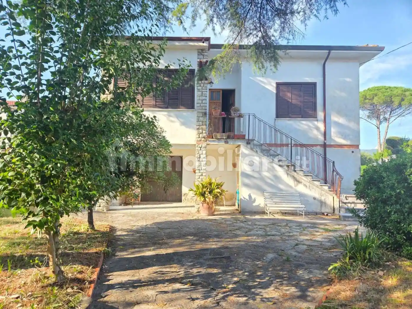 Villa in vendita a Cascina