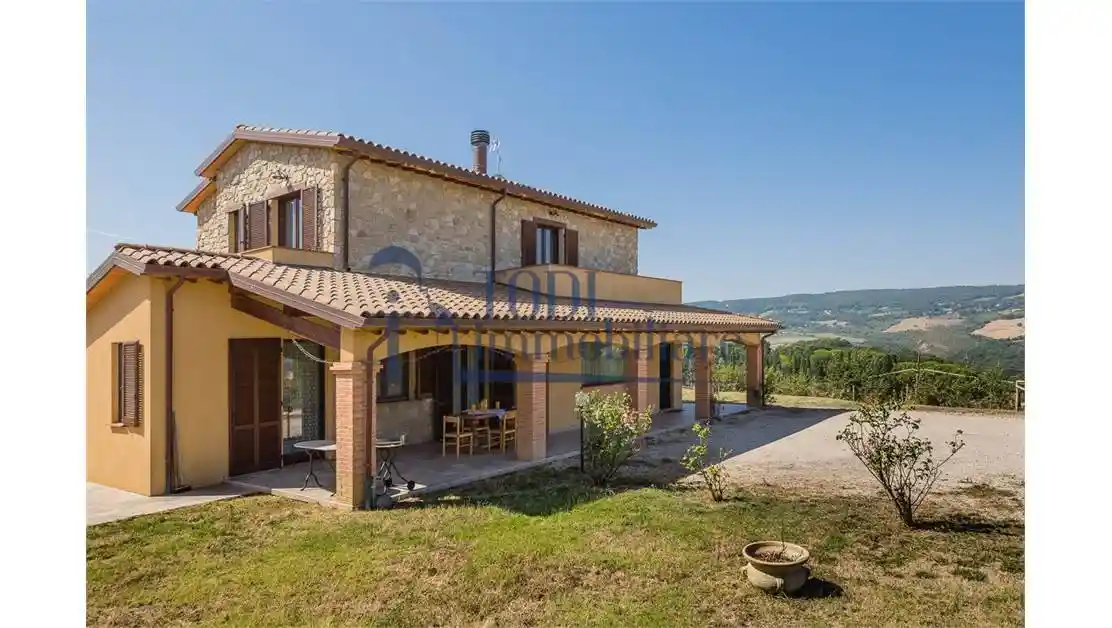 Villa in vendita a Todi