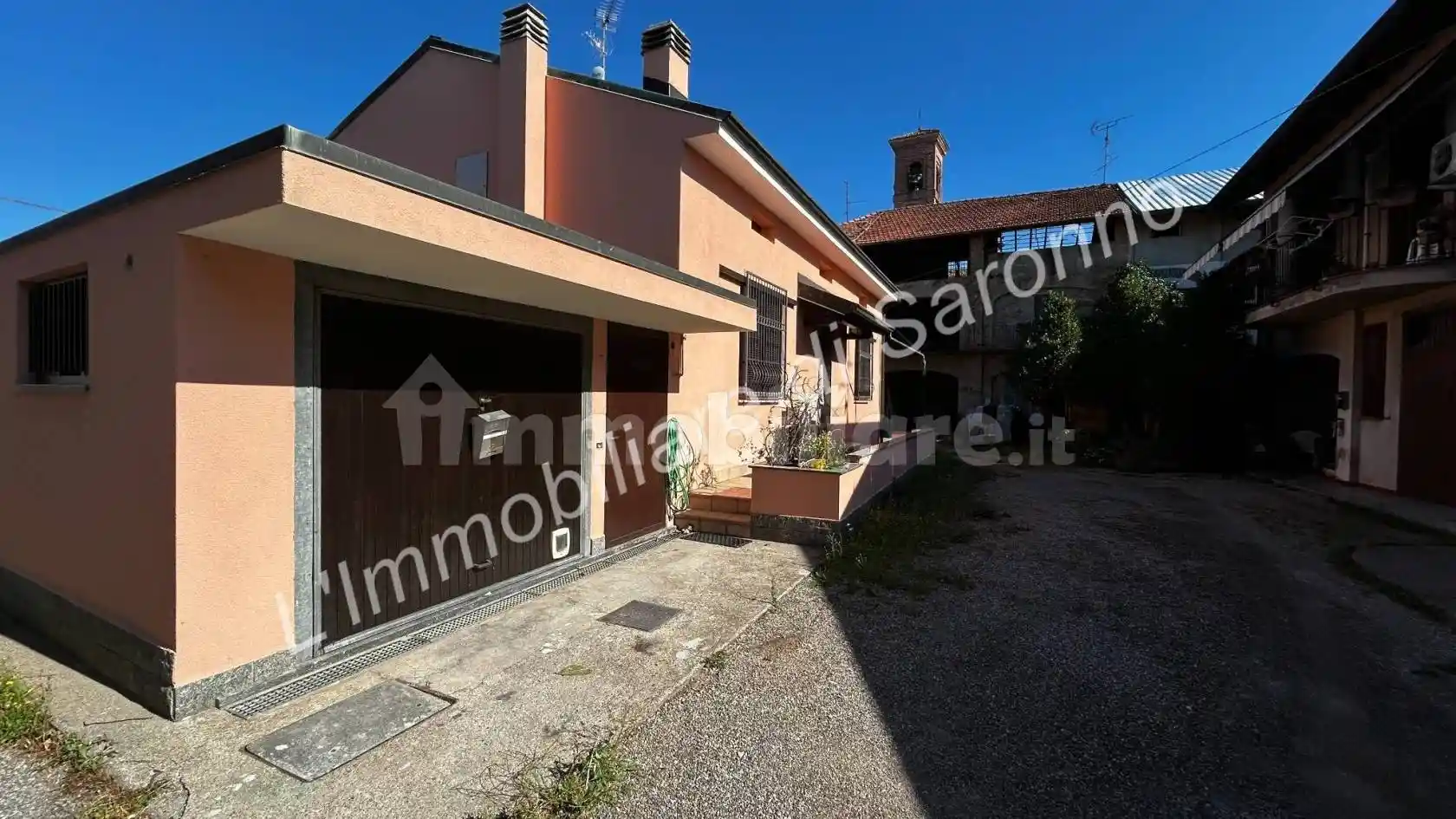 Villa in vendita a Turate